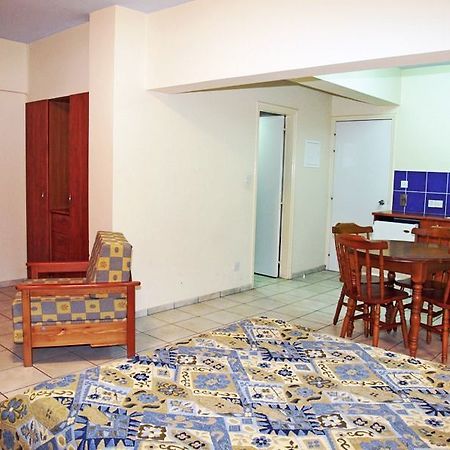Palm Sea Beach Hotel Apartments Larnaca Zewnętrze zdjęcie